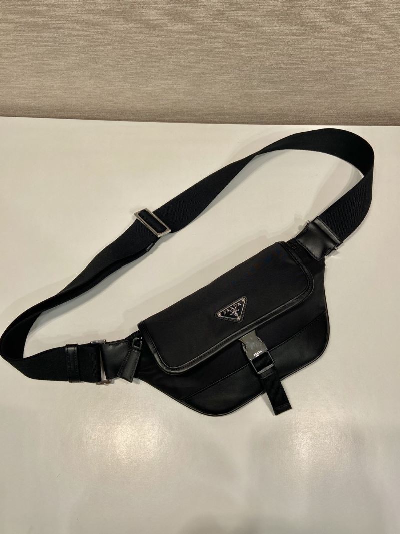 Pra*a waist chest packs